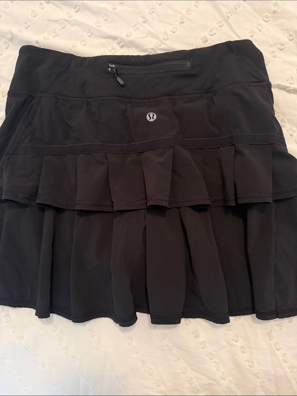 lululemon athletica black tiered skater skirt